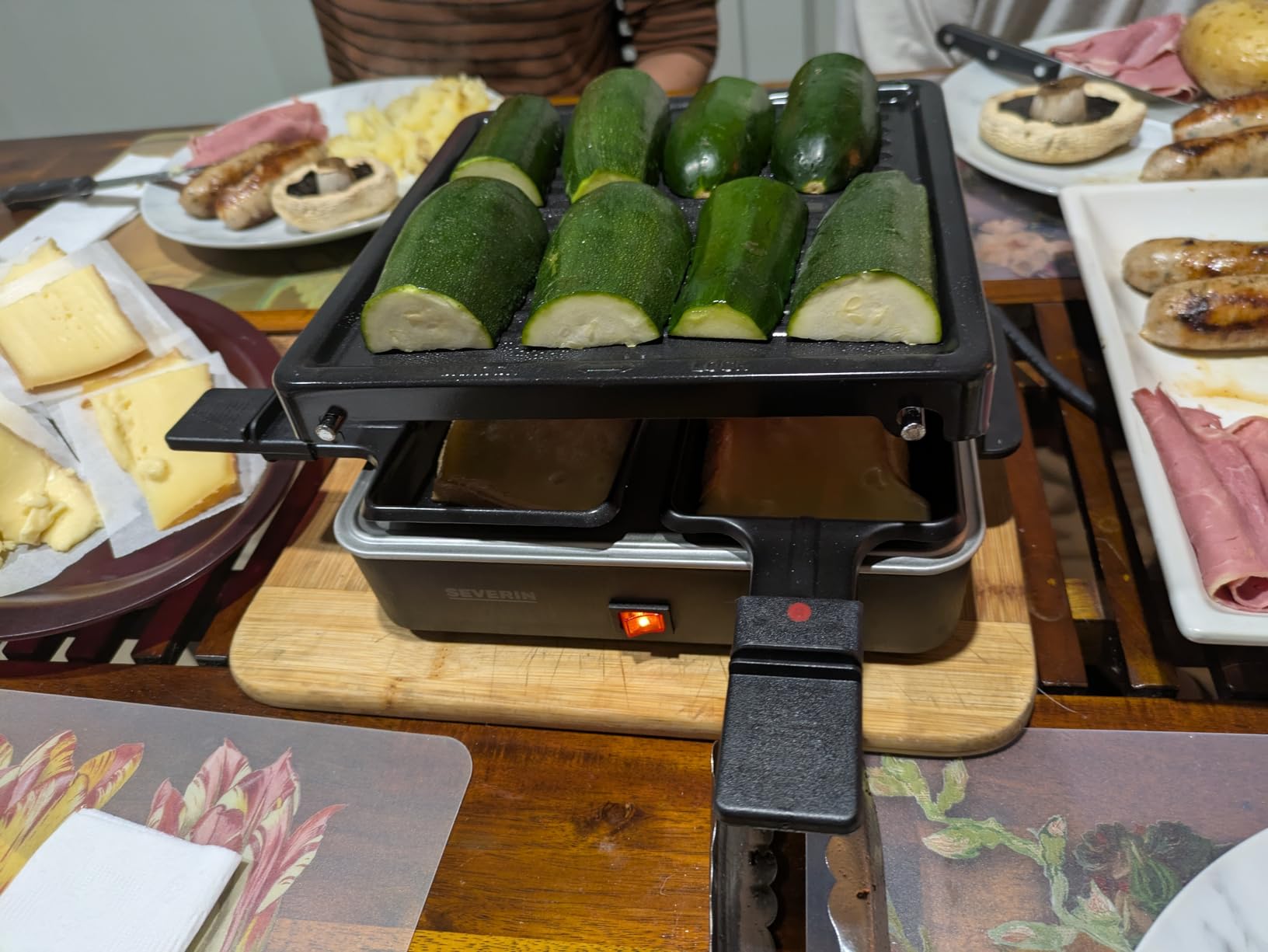 Severin Cibo divertente RG 2370 raclette grill 4 padelline 600W nero