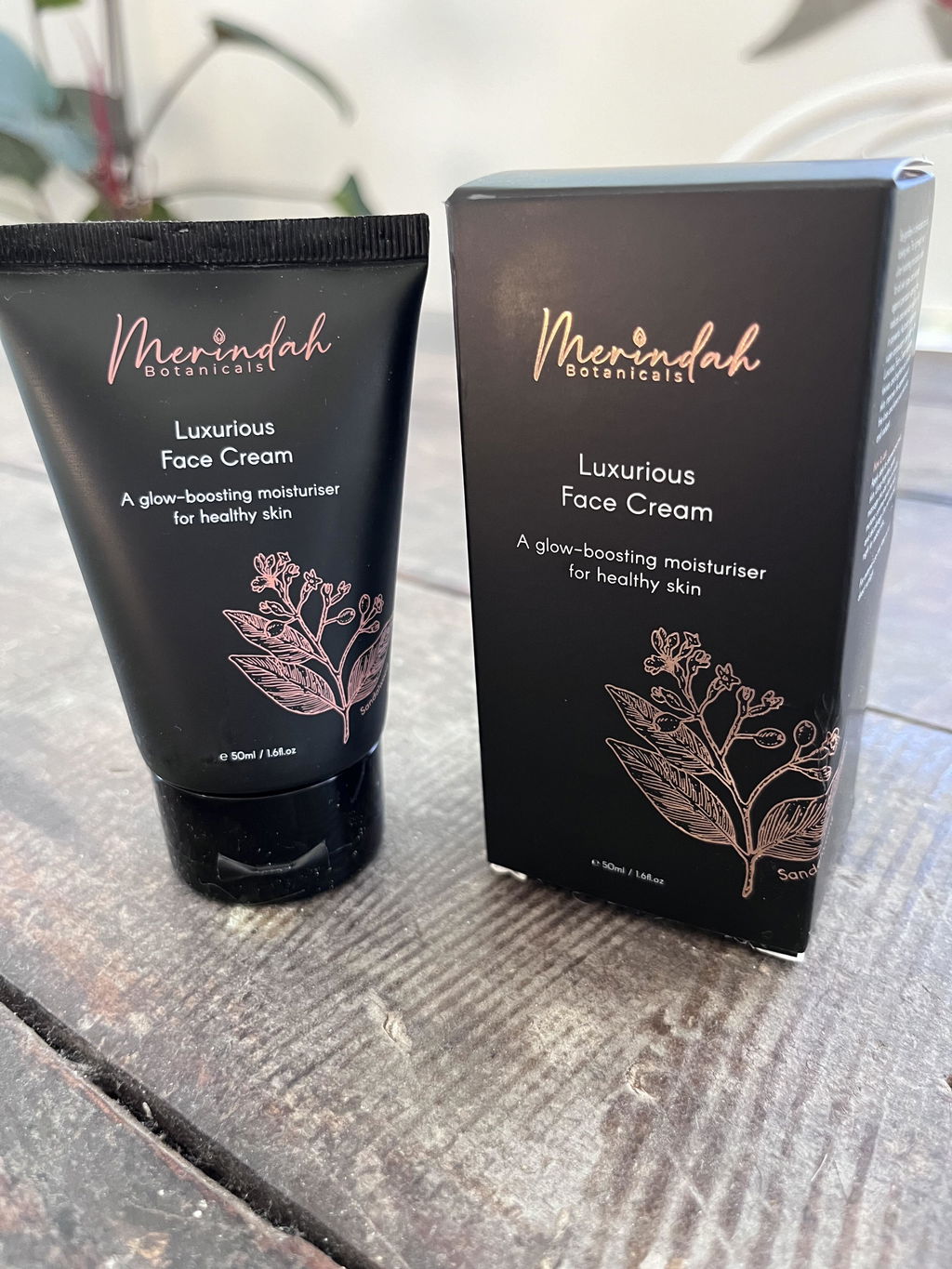 Merindah Face Care Uplifting detergente viso delicato pelle sensibile