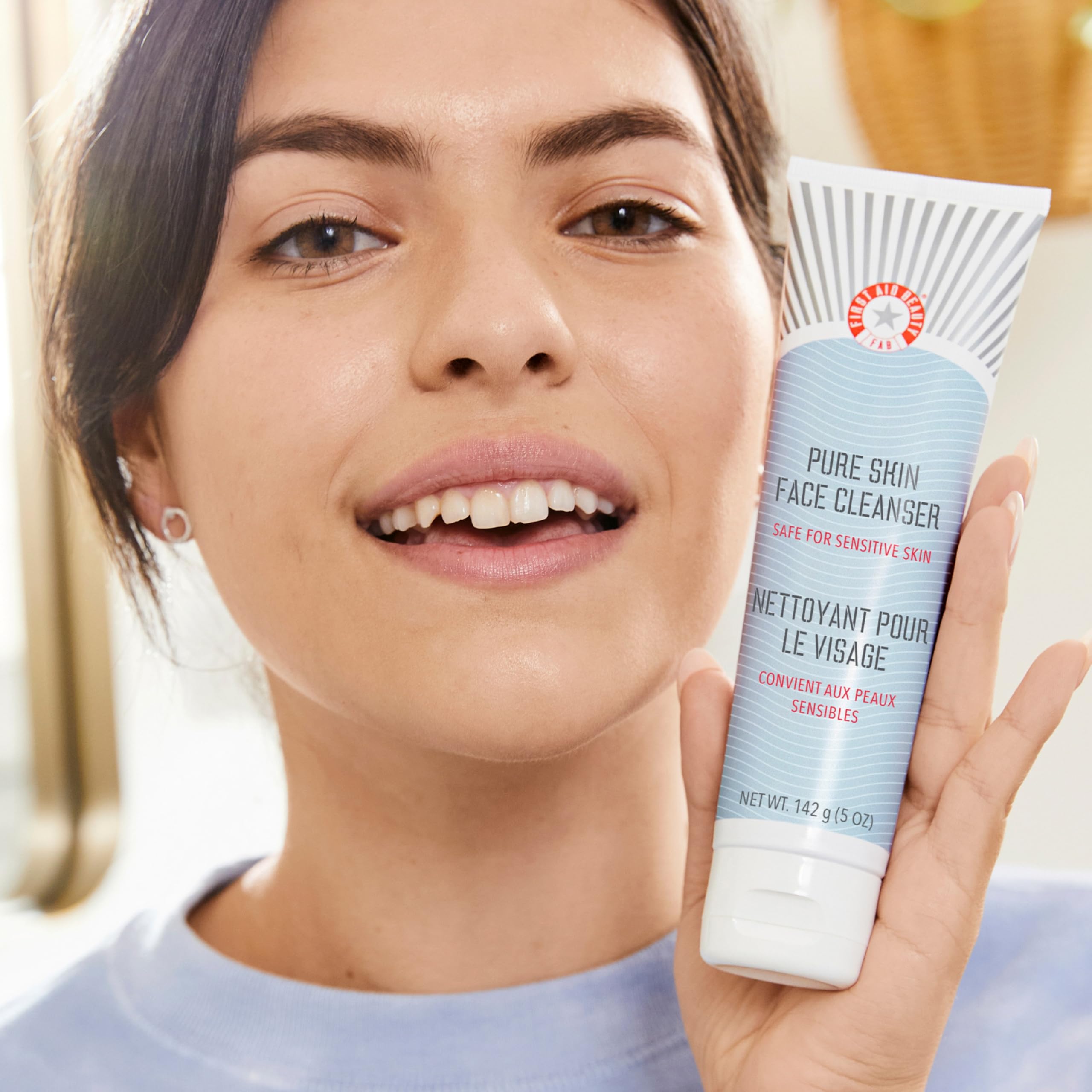 First Aid Beauty Cleansers Pure Skin Detergente Viso 11 oz Sensibile