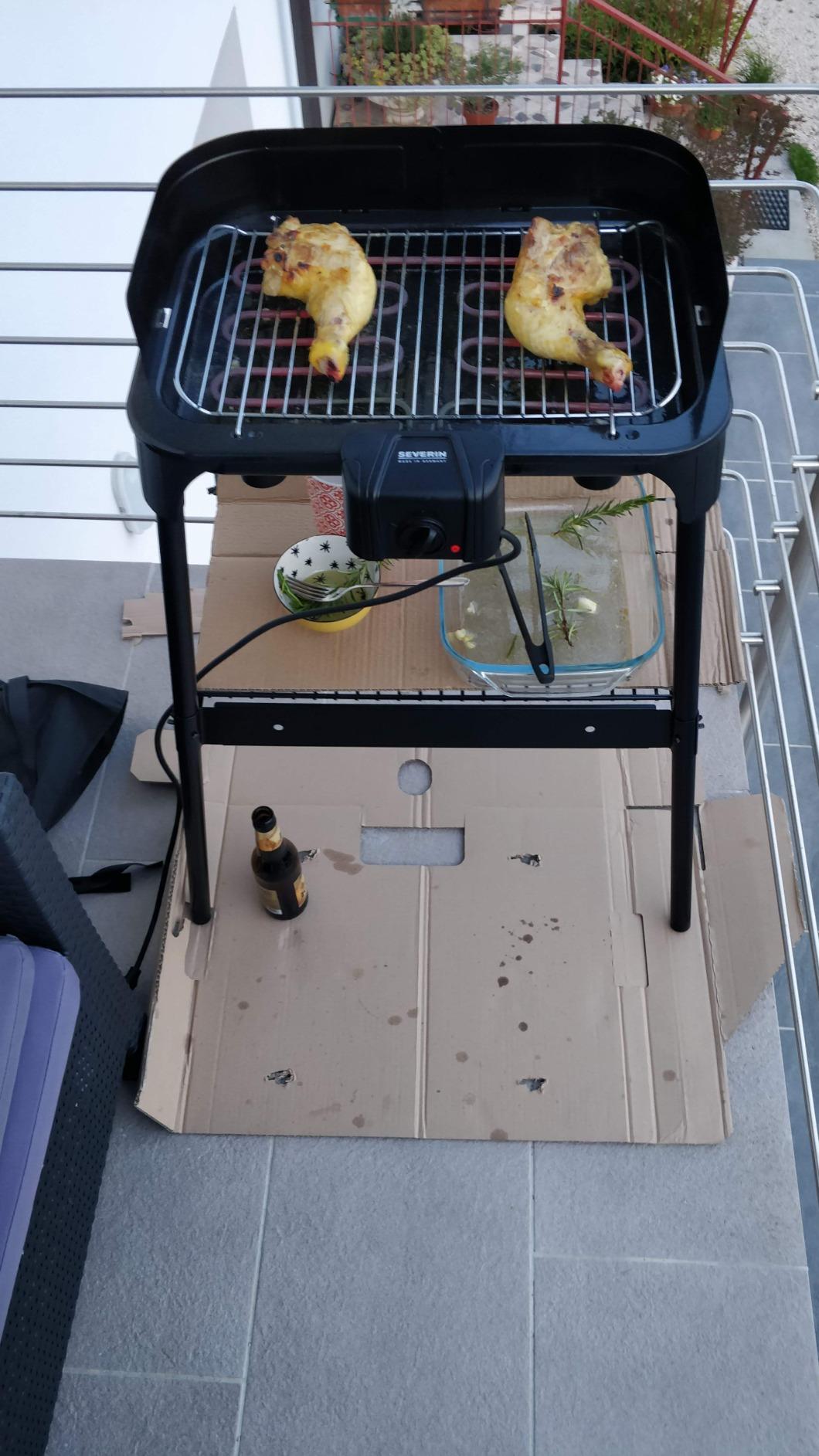 Severin PG 2792 barbecue elettrico 2500W nero con piedi