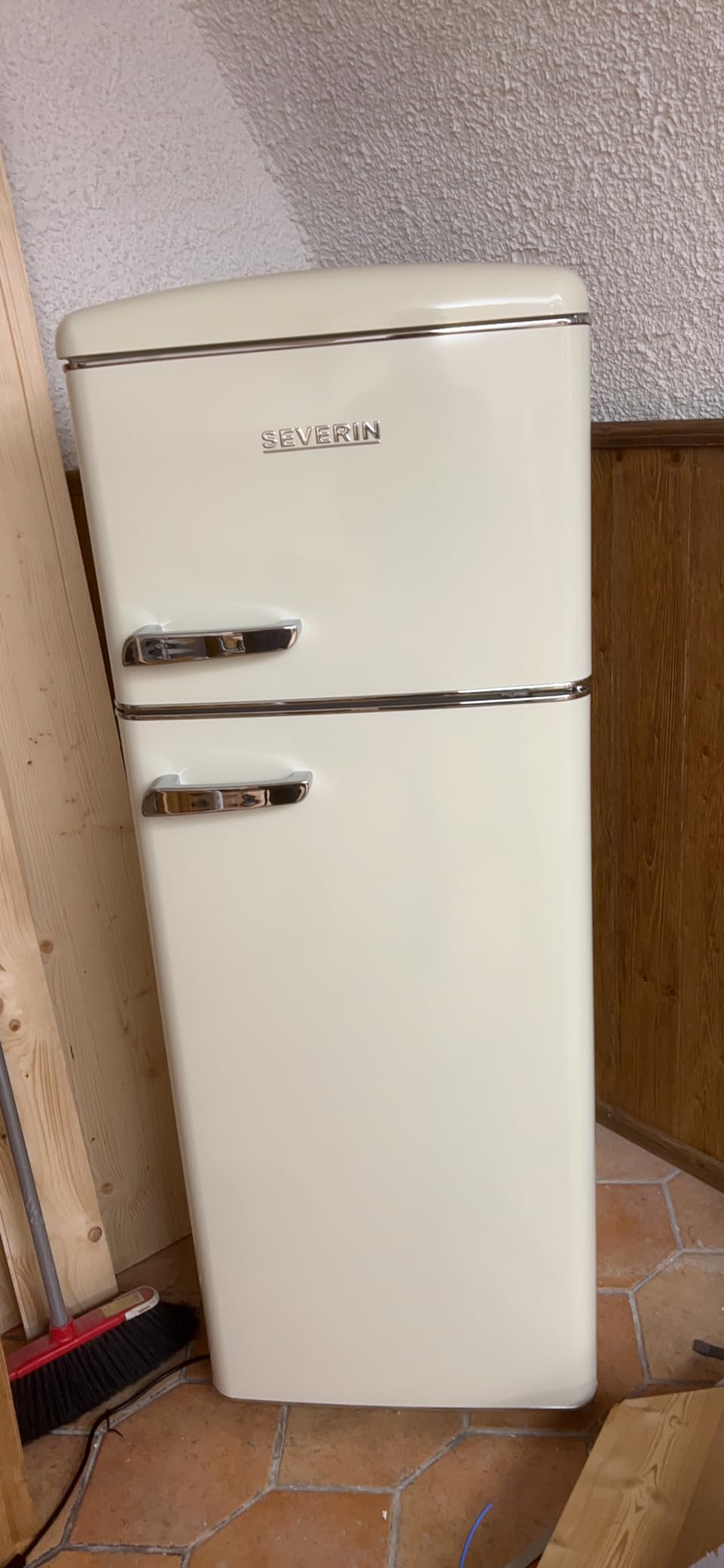 Severin RKG 8933 frigorifero combinato retrò 206L crema