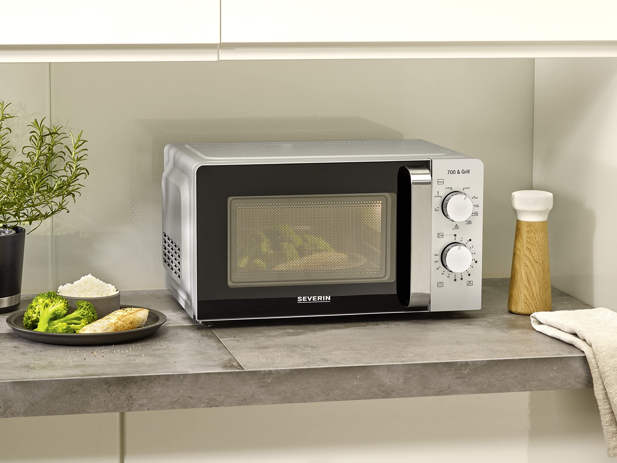 Severin MW 7780 microonde con grill argento 700 W