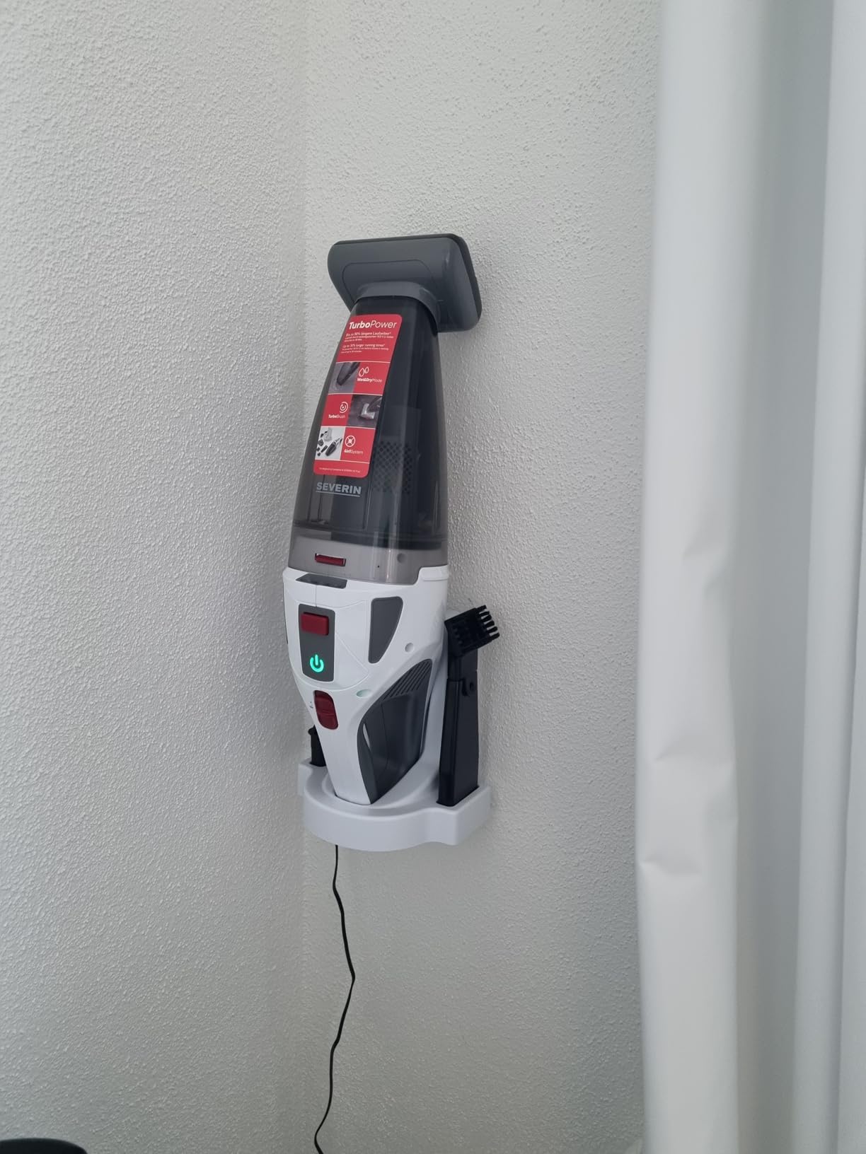 Severin Pulizia HV 7146 aspirapolvere senza fili handheld solidi liquidi