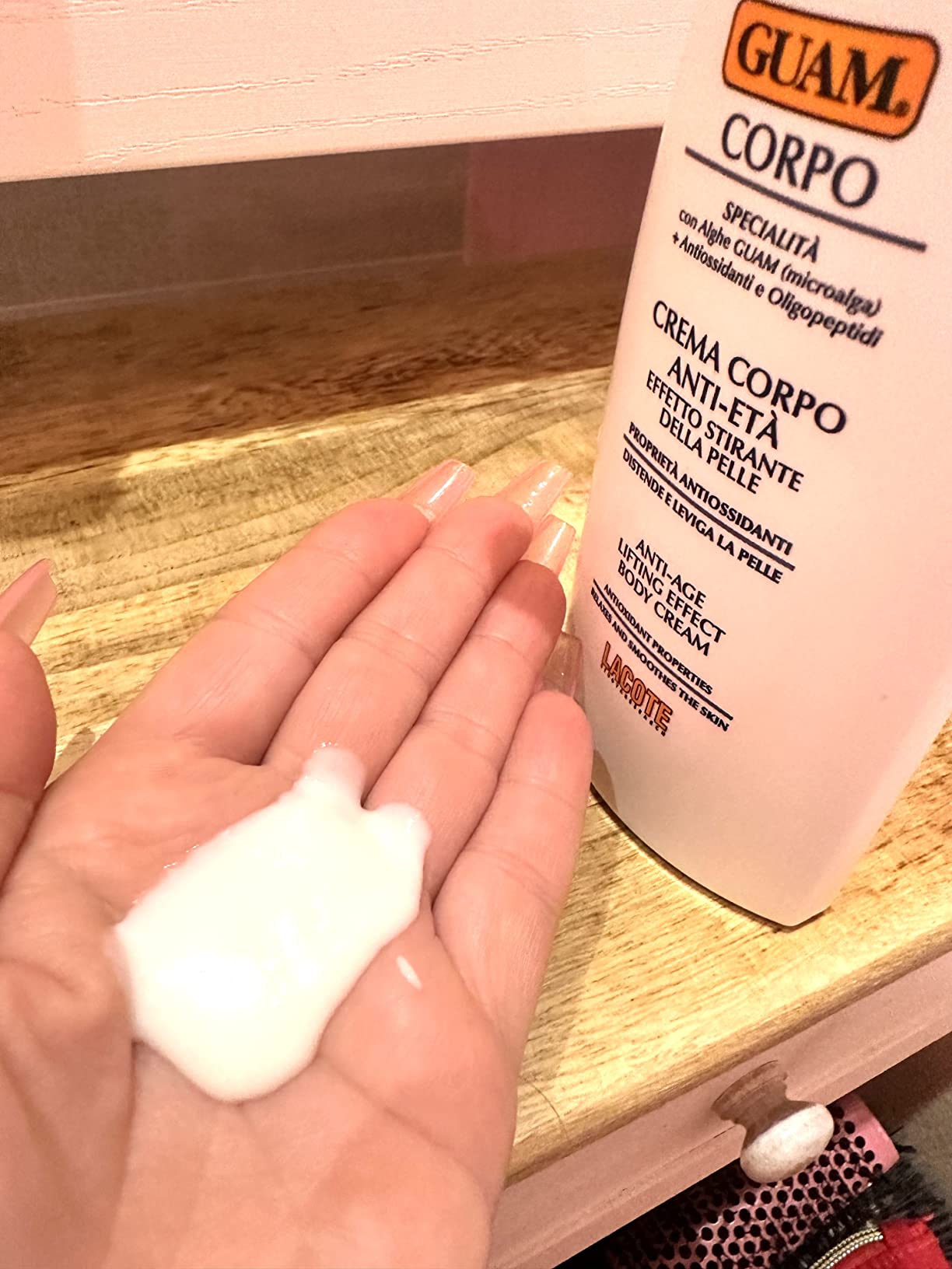 Guam Crema Corpo Antietà 200 ml Alghe Rassodante