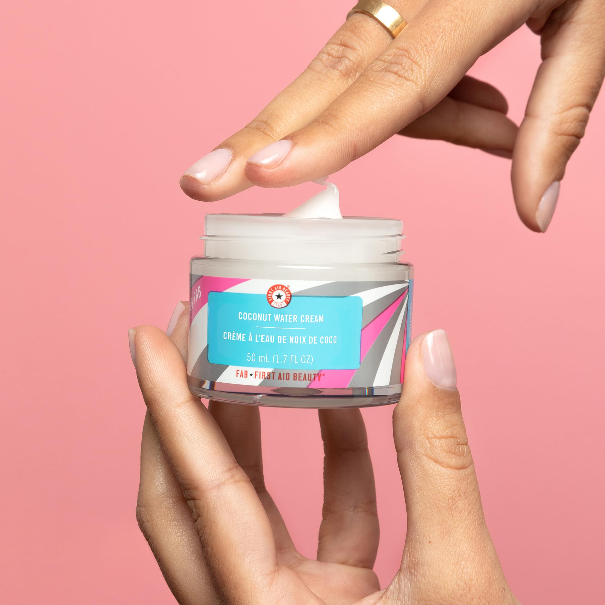 First Aid Beauty Hello FAB Crema Viso Cocco 50 ml