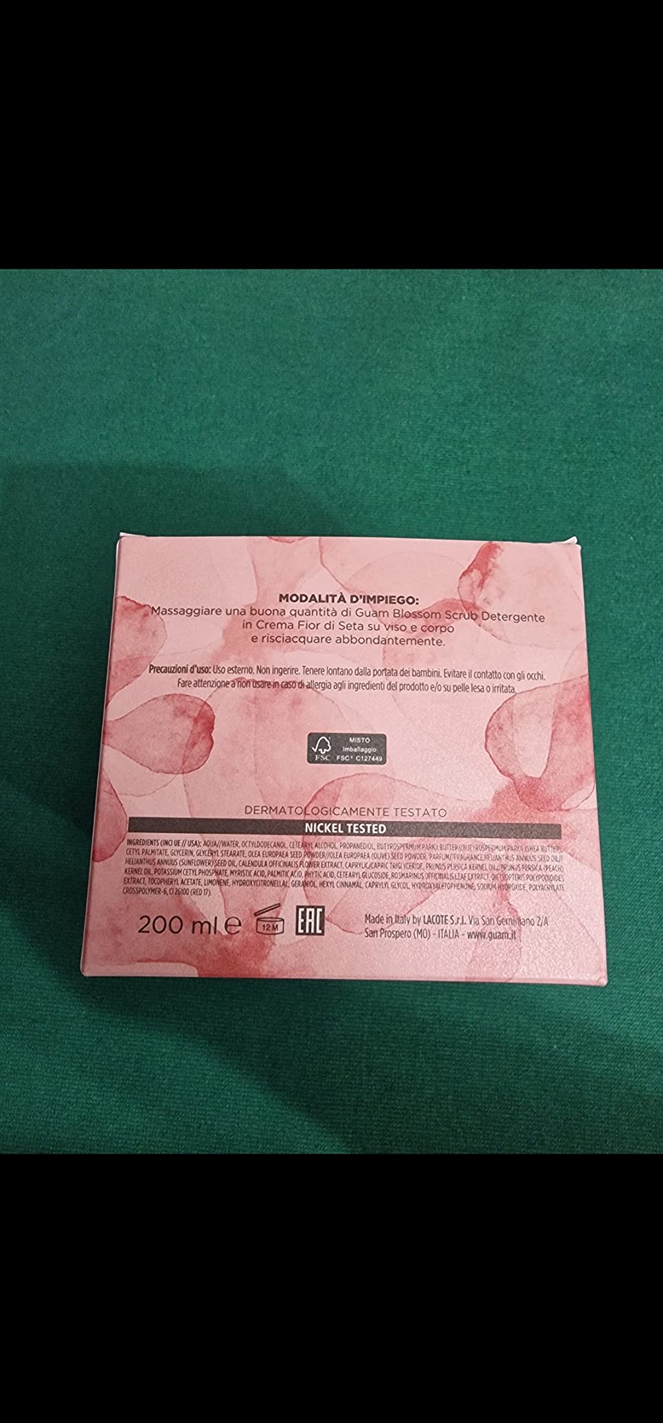 Guam Scrub Blossom scrub detergente viso corpo crema