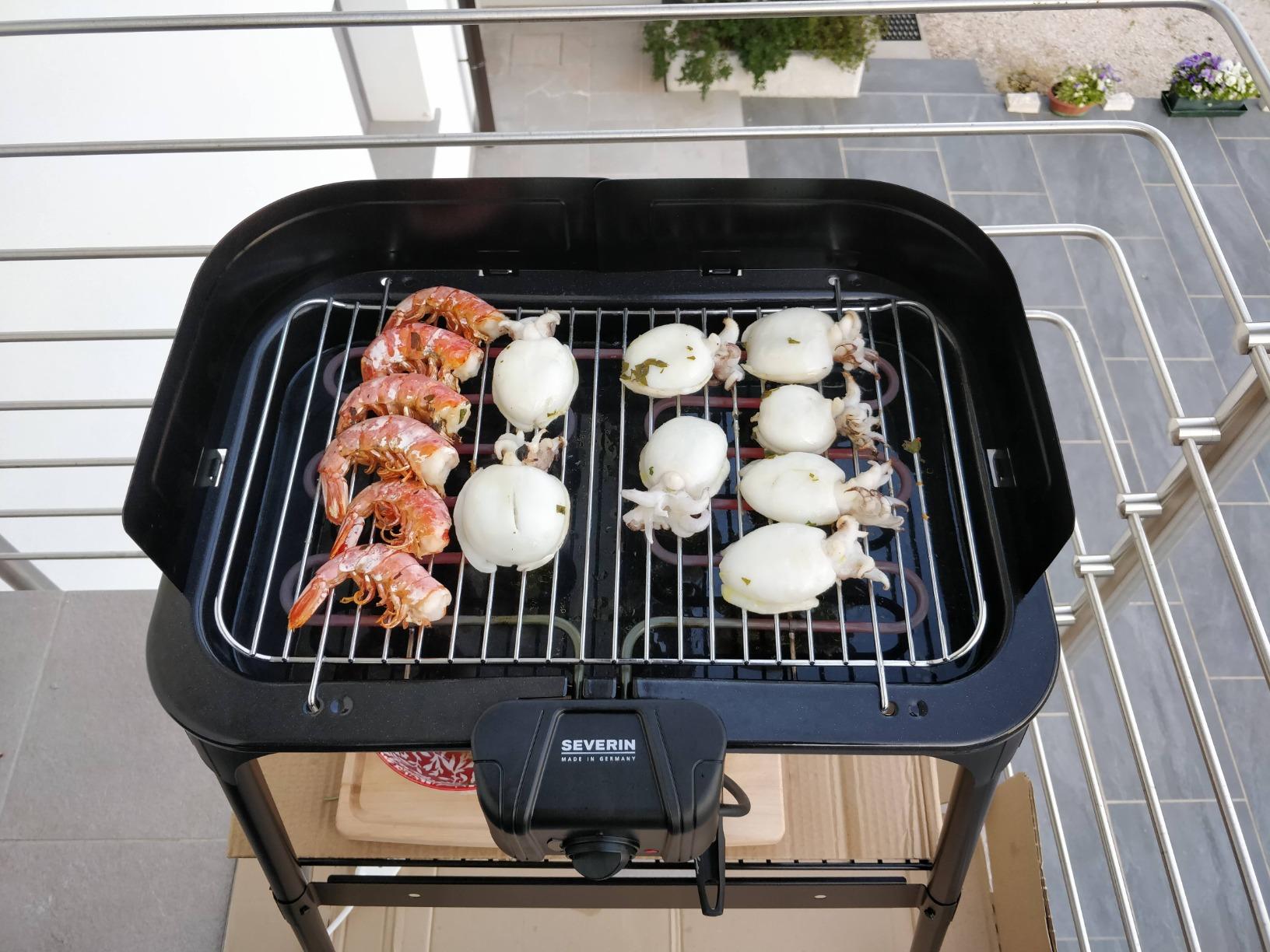 Severin PG 2792 barbecue elettrico 2500W nero con piedi