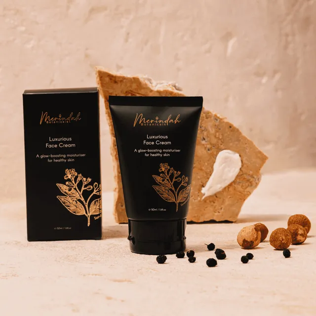 Merindah Face Care Luxurious crema viso idratante leggera vegana