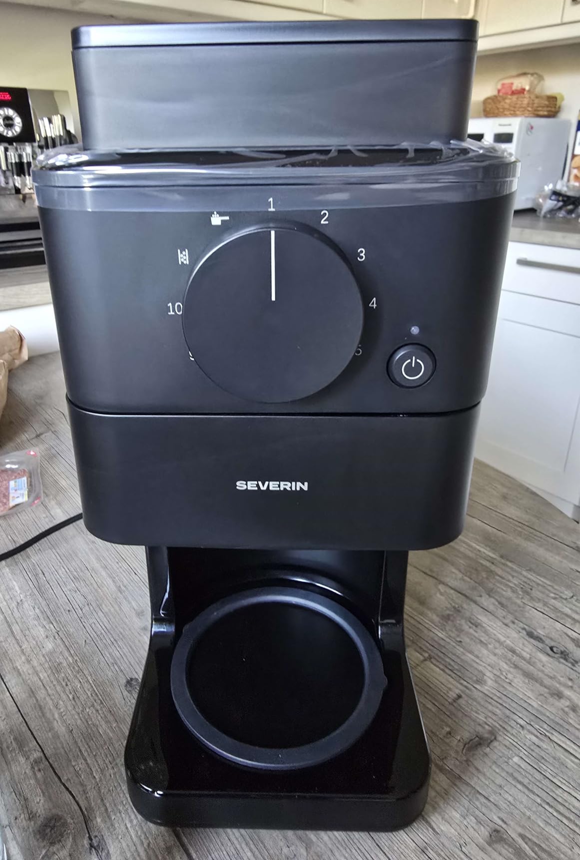 Severin KA 9215 macchina caffè con macinino 10 tazze timer