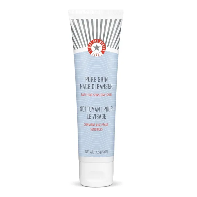 First Aid Beauty Cleansers Face Cleanser detergente 142 g